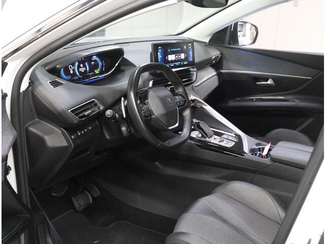 Peugeot 3008 1.6 HYbrid 225PK Blue Lease Allure | 2de eigenaar | Navigatie | Camera | LMV | Adaptief Cruise Control | AppleCarPlay/AndroidAuto | Climate Control | Virt.Cockpit | Keyless | Isofix | Privacy Glass | Parkeersensoren | Trekhaak | Elektrische Achterklep |