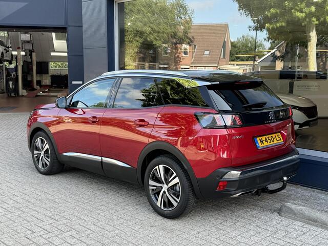Peugeot 3008 1.2 Turbo 130 pk Automaat GT-Look | Afneembare Trekhaak | 4-seizoen Banden | Electrisch bedienbare Kofferklep | Stoelverwarming | Full-LED Koplampen | PDC voor en achter | Dode Hoek Bewaking |