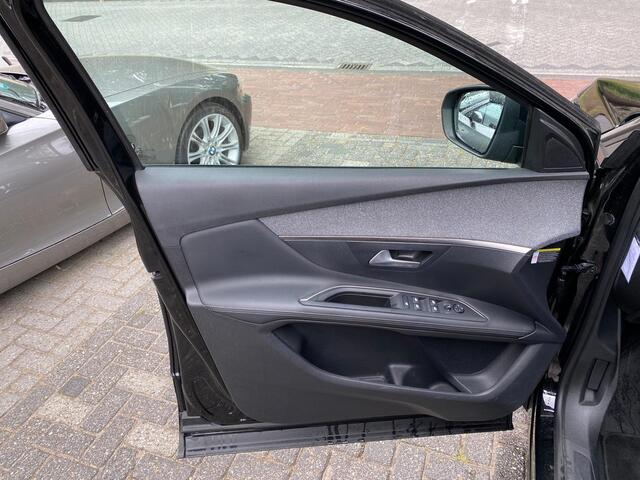 Peugeot 3008 1.2 PureTech Blue Lease Premium