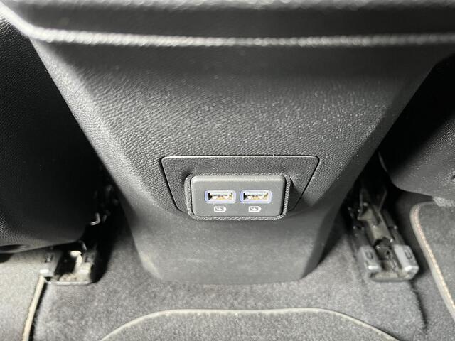 Peugeot 3008 1.6 HYbrid 225 GT - Black pack | Ad. Cruise | Nav | Cam