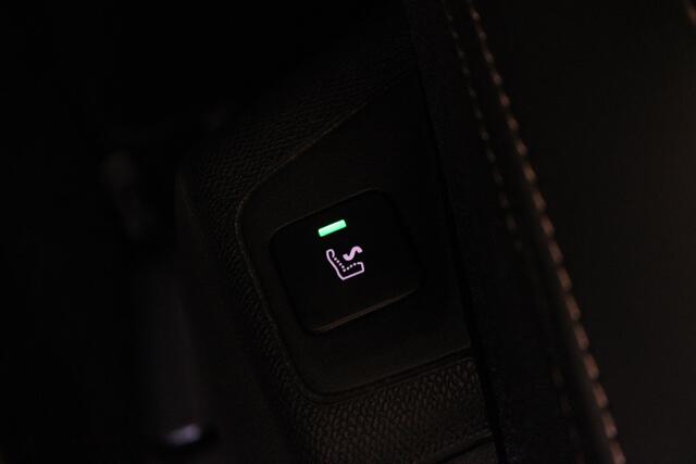 Peugeot 3008 1.6 HYbrid 225 GT |Massage|Stoelverw.|Camera|