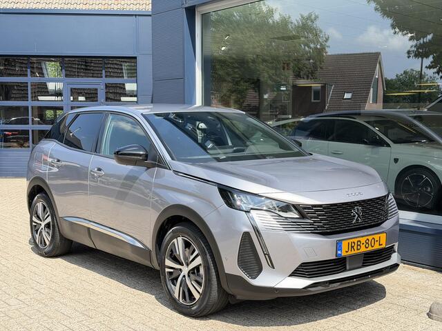 Peugeot 3008 1.6 HYbrid 180 PK Allure Pack Business | Automaat | Plug-In Hybride tot 50 KM Elektrisch | Navigatie | LED Verlichting | Climate Control | Dode Hoek Detectie | Adaptieve Cruise Control | Camera | Parkeersensoren V+A | 18" Lichtmetalen Velgen | Hoge Zitpos