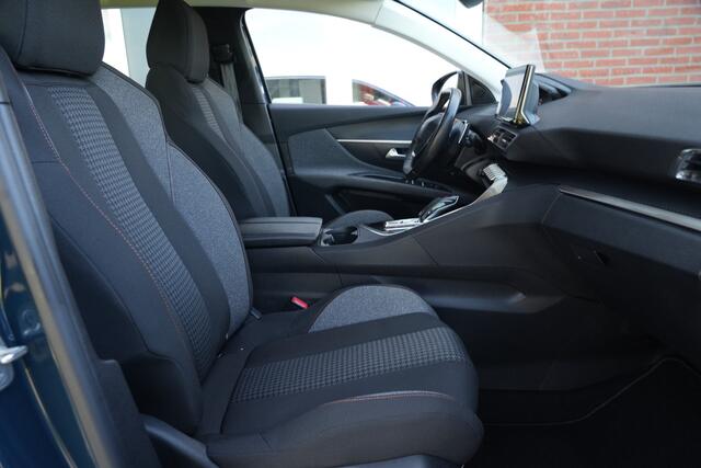 Peugeot 3008 1.2 PureTech Blue Lease Premium 131pk Trekhaak/Camera/Navigatie
