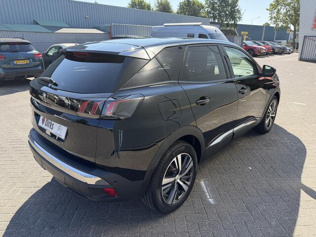 Peugeot 3008 130pk Allure Pack (Leder incl stoelverwarming - Elektrische klep - LED - 360gr Camera - Keyless Entry - Navigatie - Automatische Airco - Apple Carplay)