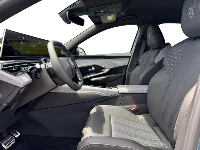 Peugeot 3008 e-3008 GT EV 97kWh 230pk | LONG RANGE | DIRECT LEVERBAAR | 360° CAMERA | NAV | CLIMA | STOEL + STUURVERW. | ADAPTIVE CRUISE |