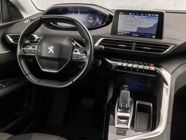Peugeot 3008 1.2 PureTech Sport Automaat (APPLE CARPLAY, 1e EIGENAAR, GROOT NAVI, 360 CAMERA, TREKHAAK, SPORTSTOELEN, LANE ASSIST, CRUISE, NIEUWSTAAT)