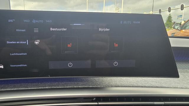 Peugeot 3008 e-3008 GT 73 kWh |NAP|1e eigenaar|DOH|Pano|99% SOH