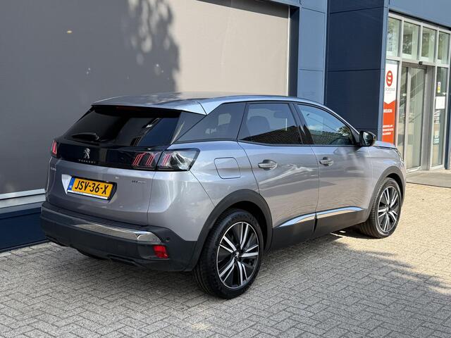 Peugeot 3008 1.6 HYbrid 180 PK Allure Pack Business | Automaat | Plug-In Hybride tot 50 KM Elektrisch | Navigatie | LED Verlichting | Climate Control | Dode Hoek Detectie | Adaptieve Cruise Control | Camera | Parkeersensoren V+A | 19" Lichtmetalen Velgen | Hoge Zitpos