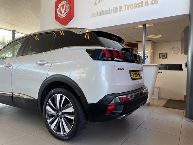 Peugeot 3008 1.2 PureTech GT Line Avantage,Automaat,Navigatie,Achteruitrijcamera,Climate&Cruisecontrol,Spraakbediening,Trekhaak,Keyless,Digitaal Instrumentenpaneel,Leder/Stof,V&A Sensoren,19 Inch Lmv