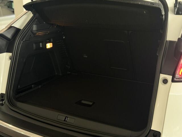 Peugeot 3008 1.2 PureTech Allure | Camera | Navigatie | Apple Carplay/Android Auto | Lichtmetalen velgen