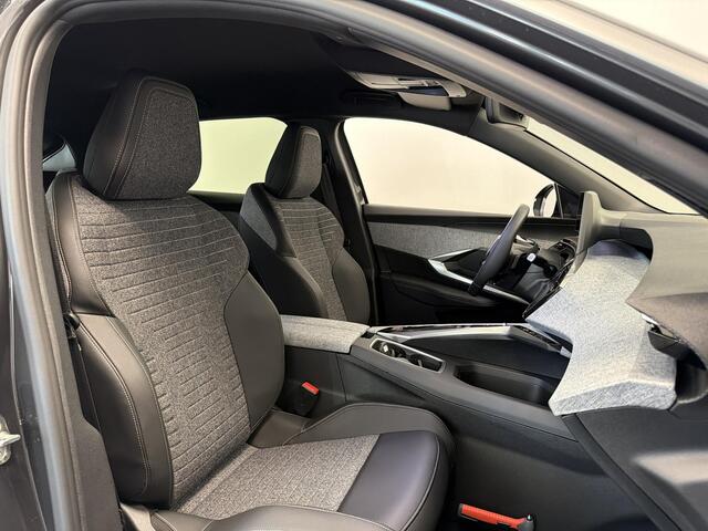 Peugeot 3008 1.6 plug-in Hybrid 195 Allure | Nav | 360 Camera | Dode hoek | Afneembare Trekhaak | NIEUW!