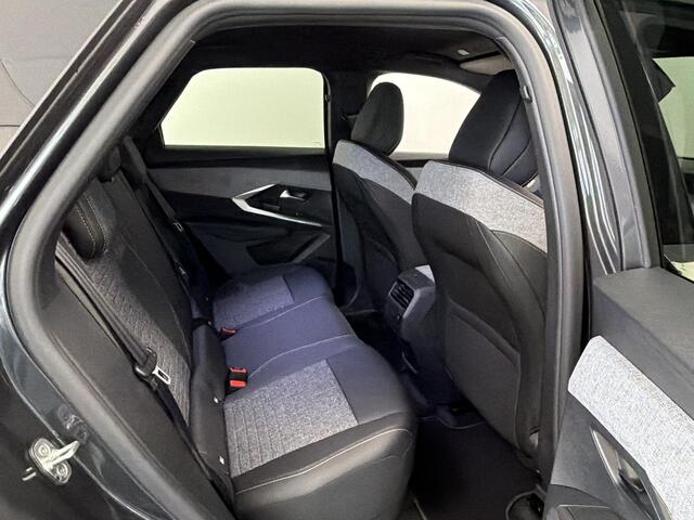 Peugeot 3008 1.6 plug-in Hybrid 195 Allure | Nav | 360 Camera | Dode hoek | Afneembare Trekhaak | NIEUW!