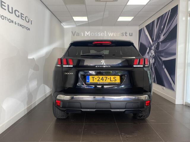 Peugeot 3008 1.2 PureTech Allure Pack Business 130 PK | Nav | Camera | Verwarmbare voorstoelen | 1e Eigenaar!