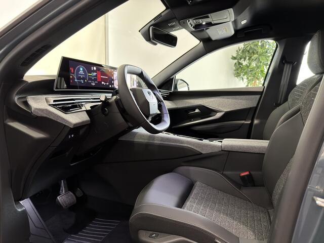 Peugeot 3008 1.6 plug-in Hybrid 195 Allure