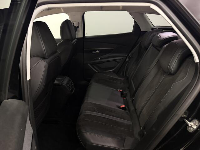 Peugeot 3008 1.2 PureTech Allure Camera, Navi, Half leder, Virtual desk, Lichtmetalen velgen, Cruise control, Keyless start, Apple carplay
