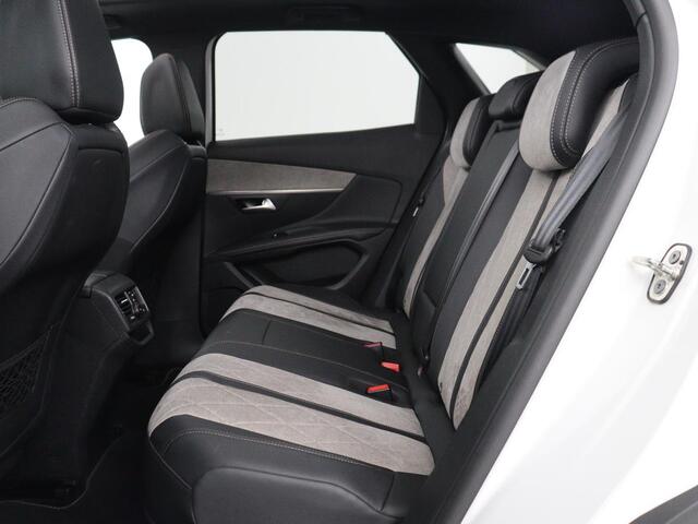 Peugeot 3008 1.6 HYbrid4 300 Première Pack | SOH 93,8% | Panoramadak | Leder/alacantara | Memory | Stoelverwarming | Carplay | 360 camera | Trekhaak | PHEV