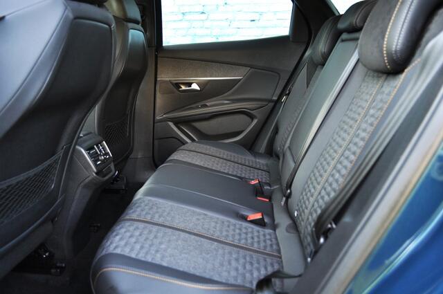 Peugeot 3008 1.2 Roadtrip GT Aut LED zw dak nav keyless