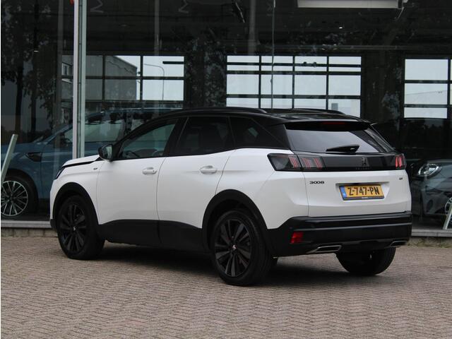 Peugeot 3008 1.2 Hybrid 145 GT Automaat | Black Pack/Stoelverwarming/Camera