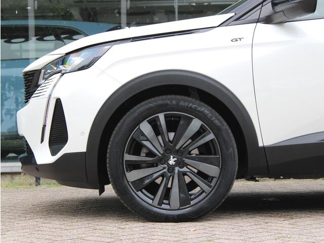 Peugeot 3008 1.2 Hybrid 145 GT Automaat | Black Pack/Stoelverwarming/Camera
