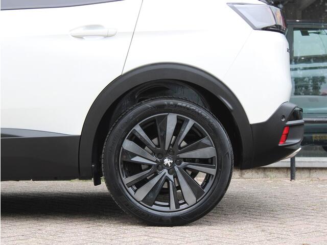 Peugeot 3008 1.2 Hybrid 145 GT Automaat | Black Pack/Stoelverwarming/Camera