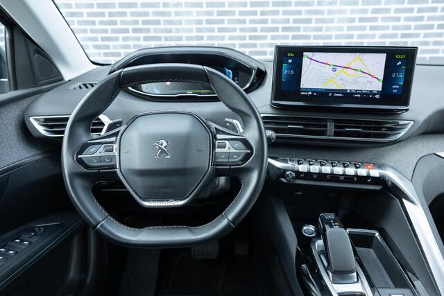 Peugeot 3008 1.6 HYbrid 225 Blue Lease Allure | Achteruitrijcamera | Parkeersensoren | Cruise Control Adaptief | Dodehoekdetectie | Keyless Entry | Elektrische Achterklep | Stoelverwarming | Two-Tone | Navigatie | Plug-in Hybrid (PHEV)