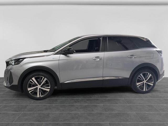 Peugeot 3008 1.6 HYbrid 225 Allure