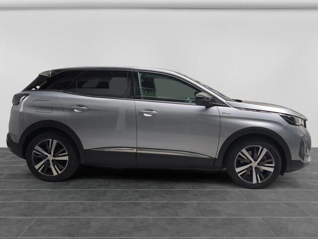 Peugeot 3008 1.6 HYbrid 225 Allure