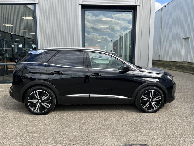 Peugeot 3008 1.6 HYbrid 225 GT 360 Camera / Panoramadak / FOCAL / Trekhaak