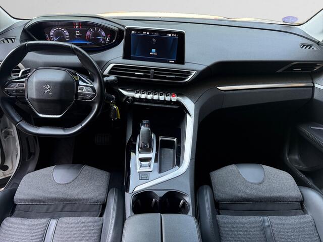 Peugeot 3008 1.2 PureTech Allure Aut- Two Tone, Carplay, Android Auto, Stoelverwarming, Trekhaak