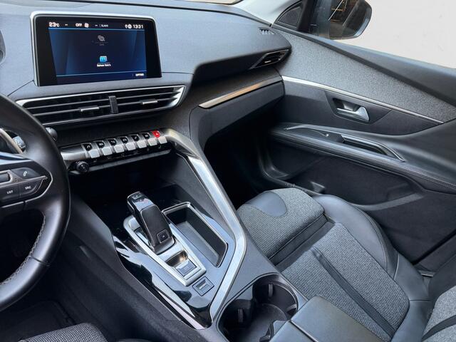 Peugeot 3008 1.2 PureTech Allure Aut- Two Tone, Carplay, Android Auto, Stoelverwarming, Trekhaak