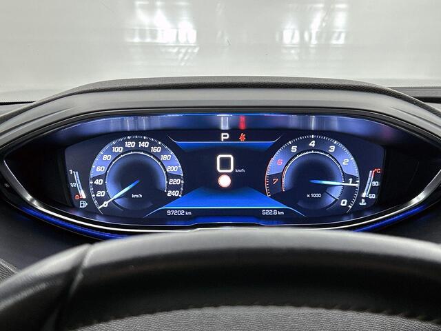 Peugeot 3008 1.2 PureTech Blue Lease Executive | Navigatie | Parkeersensoren | Lichtmetalen velgen