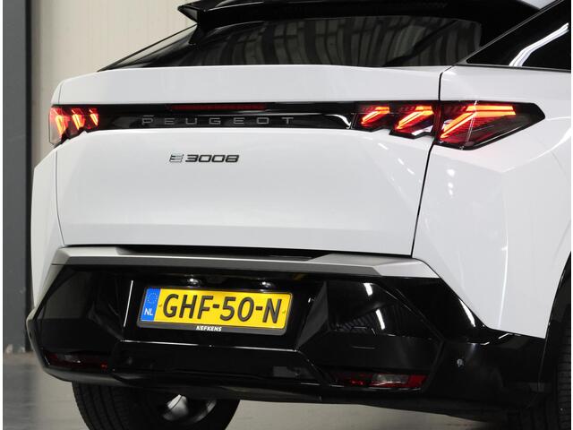 Peugeot 3008 e-3008 GT Avantage 210PK 73 kWh | 1ste Eigenaar | AppleCarPlay/AndroidAuto | Adaptive Cruise Control | Schuifkanteldak | Camera | Climate Control | Dodehoekdetectie | AUTOMAAT | Sfeerverlichting | Virt.Cockpit | Keyless | Isofix | Privacy Glass | Parkeersensoren | Two-Tone | Electrische achterklep |