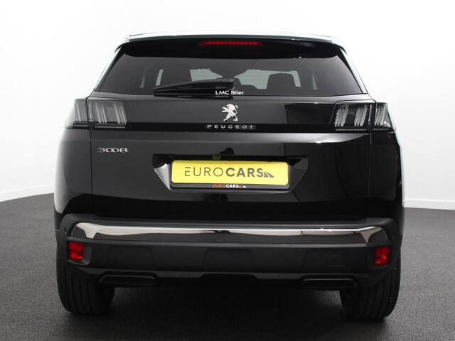 Peugeot 3008 1.2 PureTech Allure Climate control Adaptive cruise control Achteruitrijd camera Parkeersensoren Verwarmde voorstoelen LED Navigatie Apple Carplay/ Android Auto