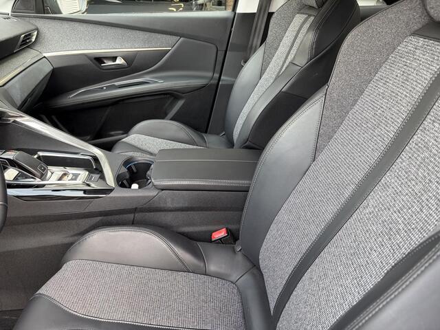 Peugeot 3008 1.2 PureTech Allure Automaat| Nieuwe Motor!|24 maanden garantie