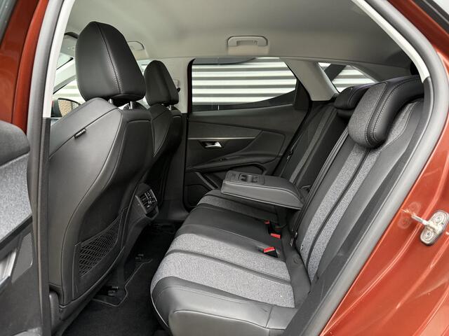 Peugeot 3008 1.2 PureTech Crossway 1e Eigenaar|Navi|Trekhaak|D-riem vv in 2024|i-Cockpit|Camera|Carplay|Clima|Cruise|Elektr. Achterklep|APK tot 07-2027