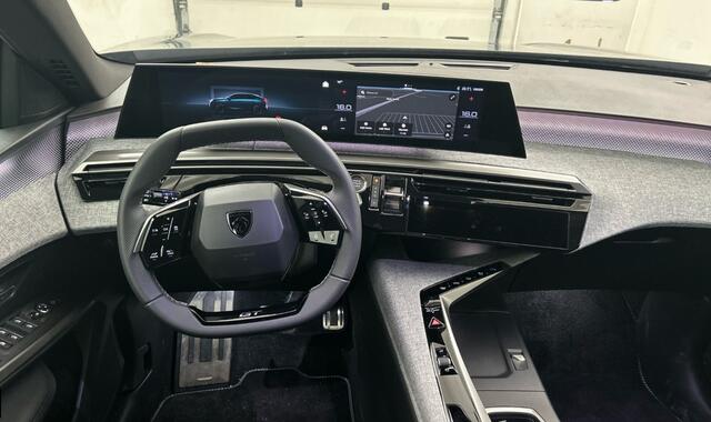 Peugeot 3008 1.2 Hybrid 145 GT Exclusive Trekhaak,Massage ,Stoel en stuurverwarming,Camera.