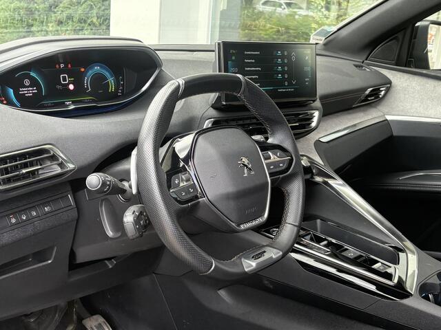 Peugeot 3008 1.6 HYbrid4 300 GT | Weinig kilometers | Schuif-/kanteldak | Adaptieve Cruise Control | Achteruitrijcamera | Dodehoek detectie