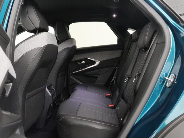 Peugeot 3008 e-3008 Allure 73 kWh | SOH 96,7% | Half leder | Adaptive cruise | Carplay | 360 Camera | 3 zone klimaat | Virtueel dashboard | Keyless | 19" velgen