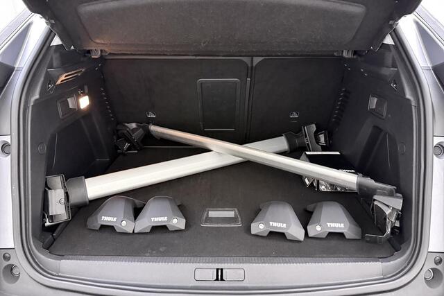 Peugeot 3008 1.6 e-THP Allure Automaat | Trekhaak | Electrische achterklep | Keyless | Lichtmetalen velgen | Dakdragers | Camera