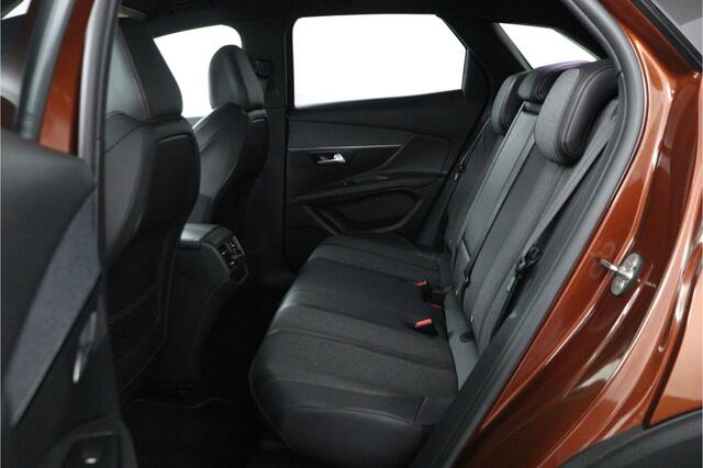 Peugeot 3008 1.2 PureTech GT Line 130 PK, Orig.NL - 100% Onderhouden | Trekhaak | Apple Car Play | Cruise | Leder | Camera - RIJKLAAR + BOVAG GARANTIE