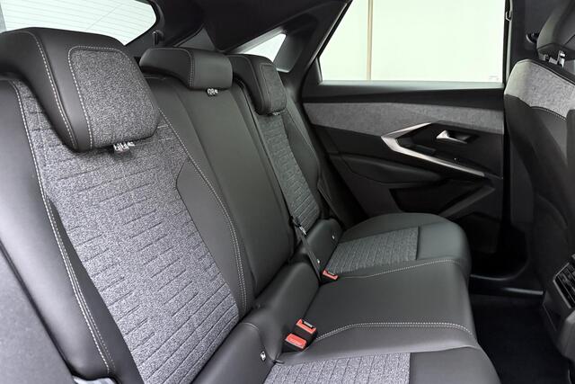 Peugeot 3008 e-3008 Allure | Voorstoelen verwarmd | Cruise control | Stuurbediening | Achteruitrijcamera | Navigatie | Apple carplay/Android auto | Parkeersensoren |