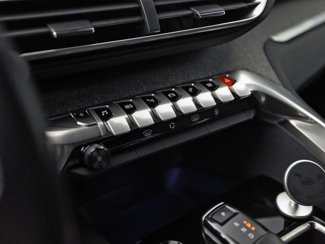 Peugeot 3008 1.6 e-THP GT Line 165Pk Automaat (APPLE CARPLAY, PARELMOER, GROOT NAVI, GETINT GLAS, KEYLESS, SPORTSTOELEN, PARKEERSENSOREN, ZWART HEMEL, NIEUWSTAAT)