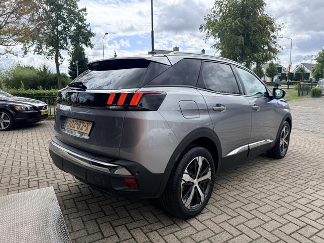Peugeot 3008 1.2 PureTech 130 Crossway / Allure