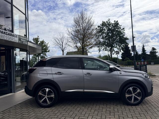 Peugeot 3008 1.2 PureTech 130 Crossway / Allure