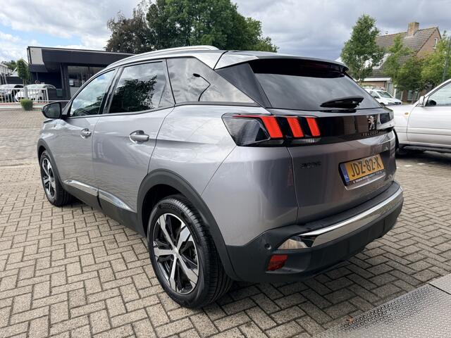 Peugeot 3008 1.2 PureTech 130 Crossway / Allure