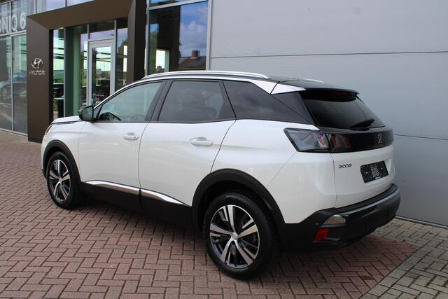 Peugeot 3008 1.2 PureTech 130pk Allure Pack Automaat Airco Navi Camera Carplay Stoelverwarming