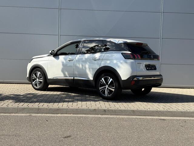Peugeot 3008 1.2 PureTech Allure | Navigatie | Parkeerhulp | Cruise Control | Navigatie | Apple Carplay/Android Auto