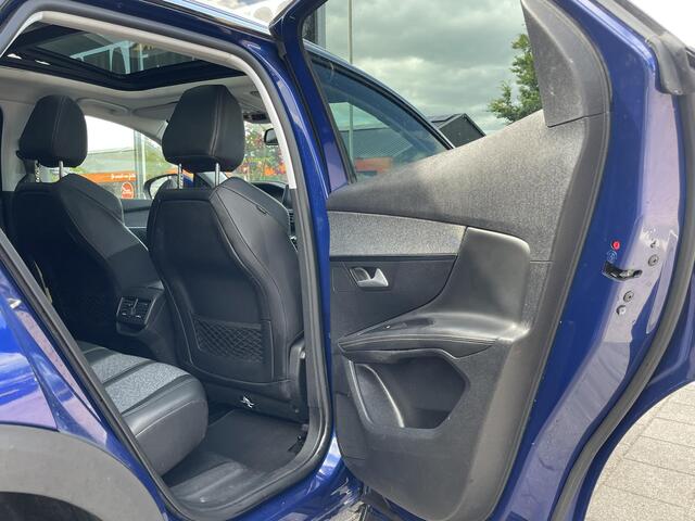 Peugeot 3008 1.2 PureTech Blue Lease Premium /Schuif-kanteldak/Clima/Cruise/DAB/Trekhaak/Onderhoudshistorie/2017/