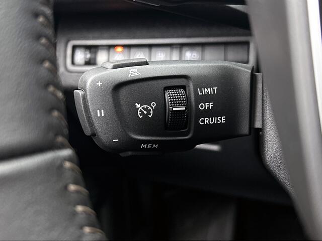 Peugeot 3008 Plug-in Hybrid 180pk Automaat Allure Pack | Rijklaar | Adaptive Cruise | Keyless Entry | Top rear vision Camera |