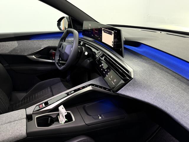 Peugeot 3008 1.2 Hybrid 145 GT DCS6 Panoramadak, 360 Camera, Navi, Massage stoelen, Memory stoelen, Elektrische achterklep, Cruise control adaptief, 2 jaar garantie
